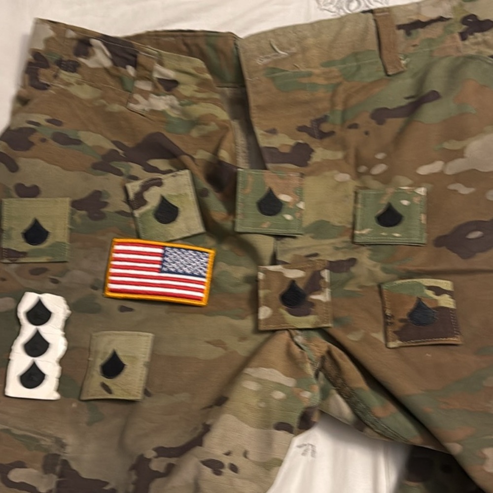 U.S. Army Camouflage Combat Pants - Picture 3 of 6